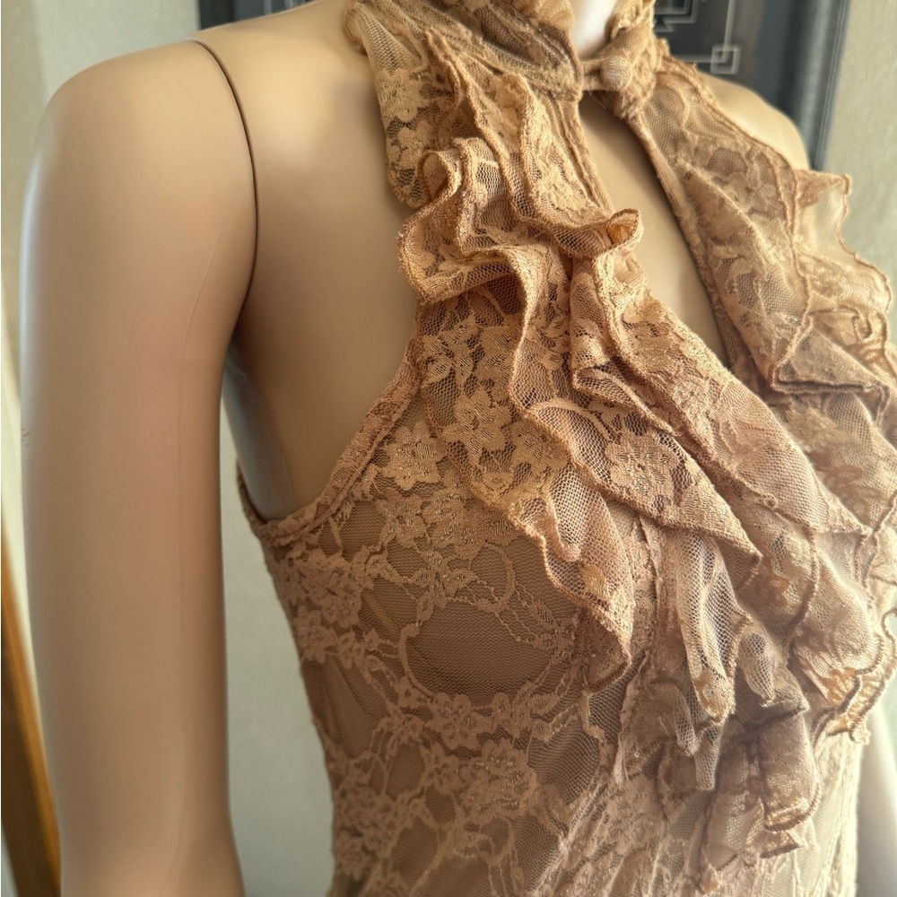 Chic Lace Ruffle Halter Top - Brown - Picture 4 of 14
